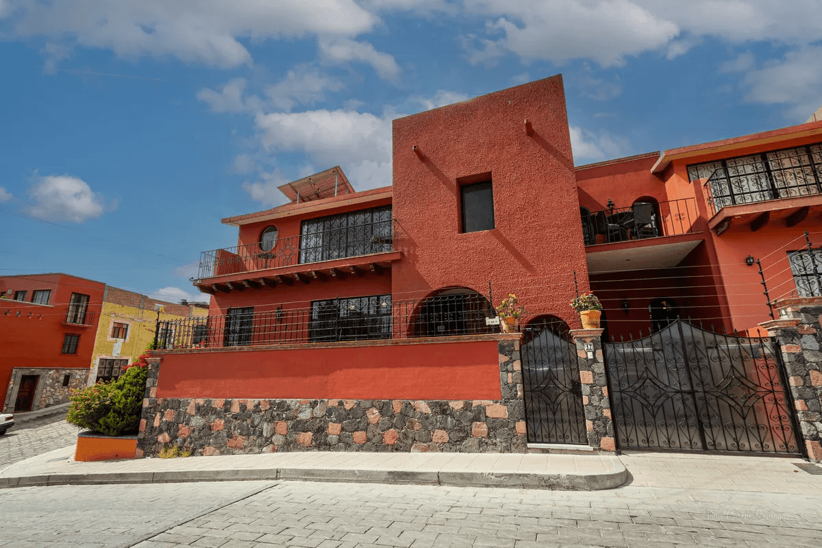 Miraflores-17-Condominium-1