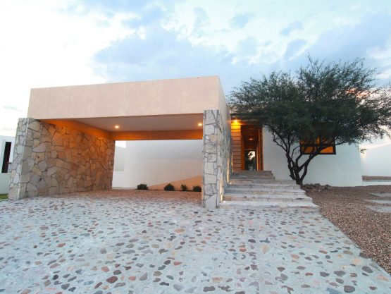 Casa Mítico-Modelo C